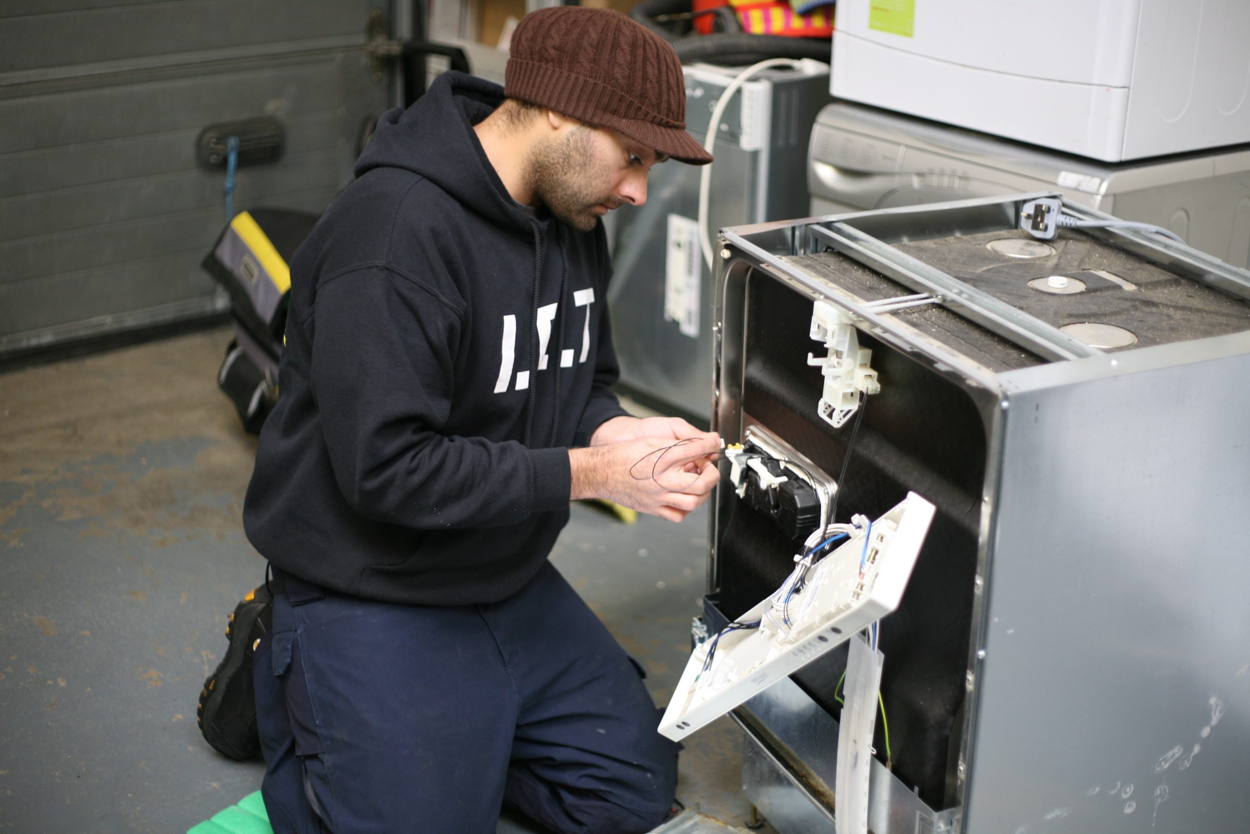 Mastering Appliance Repairs Your Guide to White Goods Repair Courses Richannel