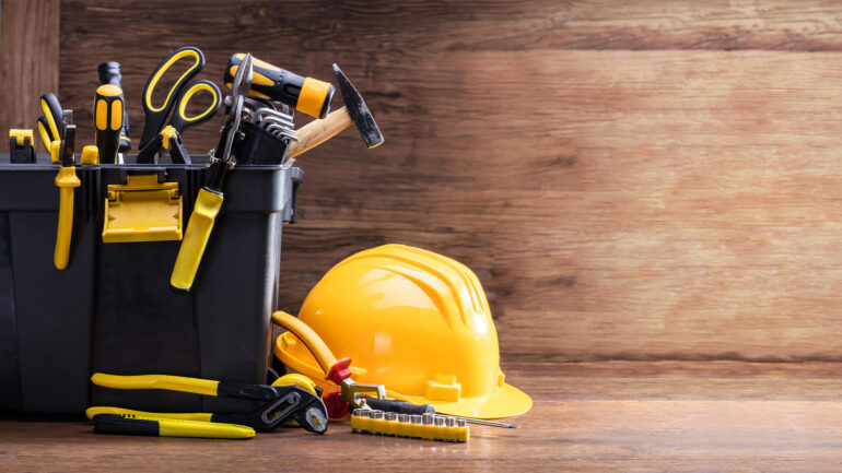 Essential Tools and Equipment for Homebuilding