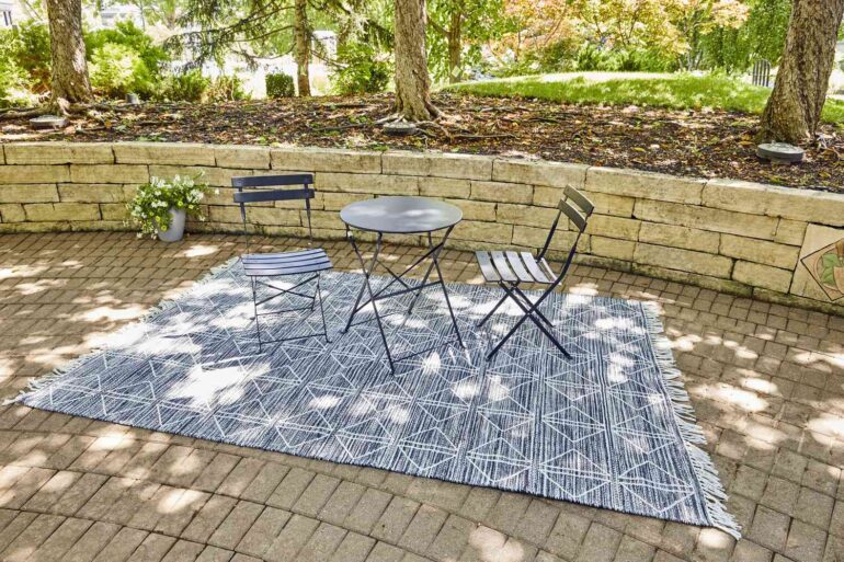 Natural Fiber Rugs for outdoors