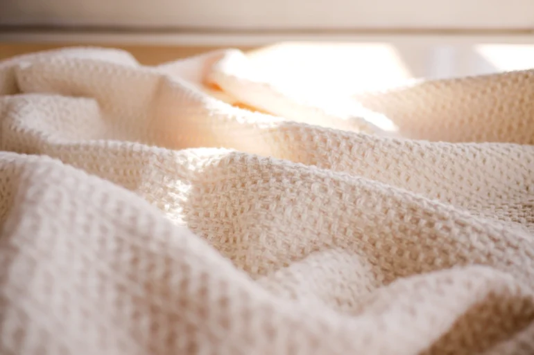 Best 100% Cotton Blankets to Keep You Warm This Winter - Richannel