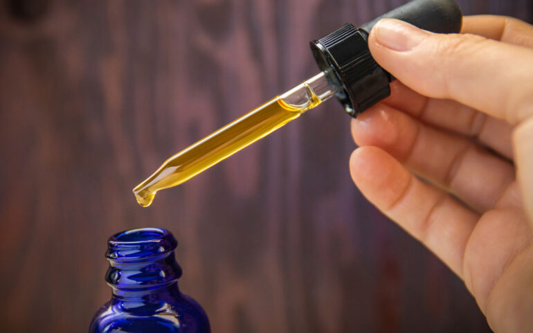 Making Your Tincture with CBD