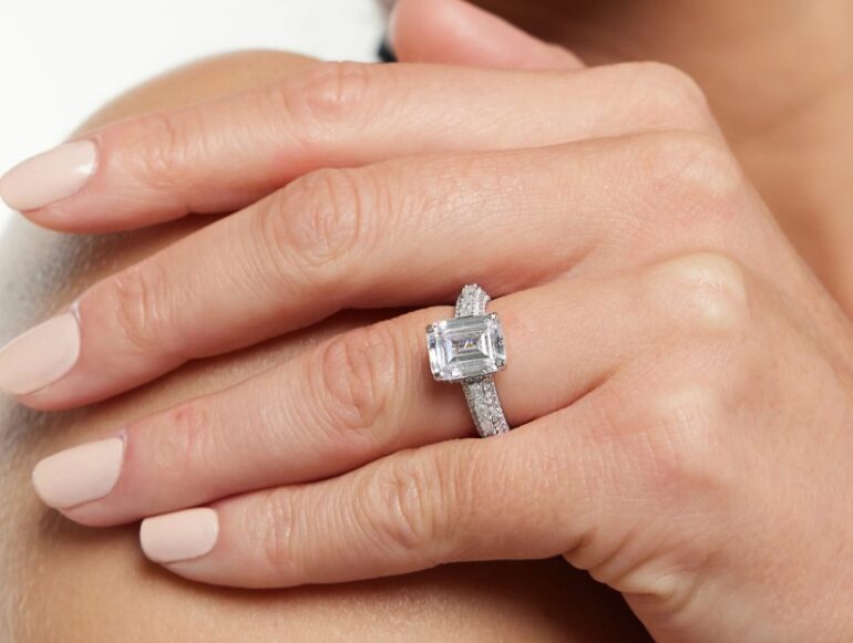 Lab-Grown Diamond Engagement Rings