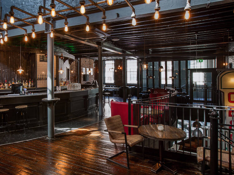 Pub Scene in liverpool